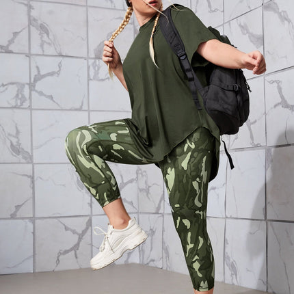 Conjunto deportivo para mujer, estampado de camuflaje, manga corta, talla grande.