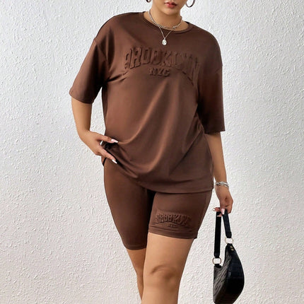 Conjunto de leggings y camiseta oversize para mujer. Tallas grandes. 