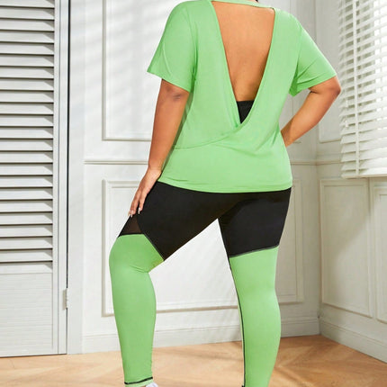 Conjunto deportivo para mujer: camiseta de cuello redondo y leggings de Jacky. Talla grande. 