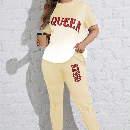 Conjunto deportivo para mujer con mangas cortas y cuello redondo, talla queen. Talla extra.