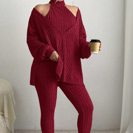 Conjunto de 3 piezas para mujer con detalles recortados - Marca Diane. Talla grande.