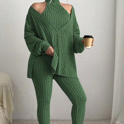 Conjunto de 3 piezas para mujer con detalles recortados - Marca Diane. Talla grande.