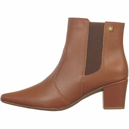 Bota de punta puntiaguda con tacón grueso