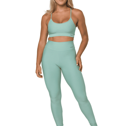 Conjunto de fitness Josi Green
