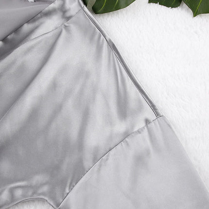 Bata de satén - Antonella