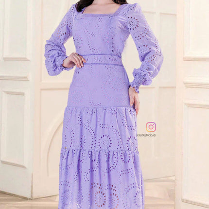 Vestido bordado lavanda en encaje 100% algodón