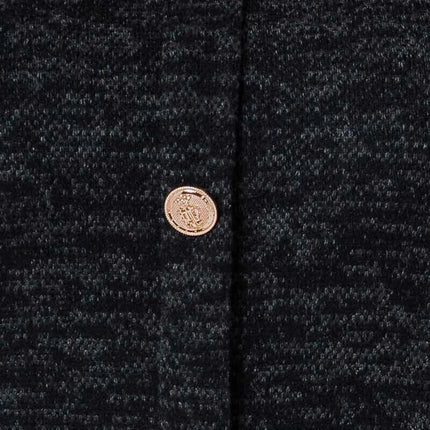 Vestido de punto negro con mangas largas